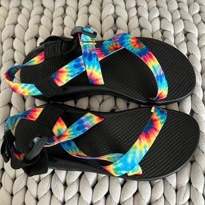 Women 8 z1 Chaco Nwt